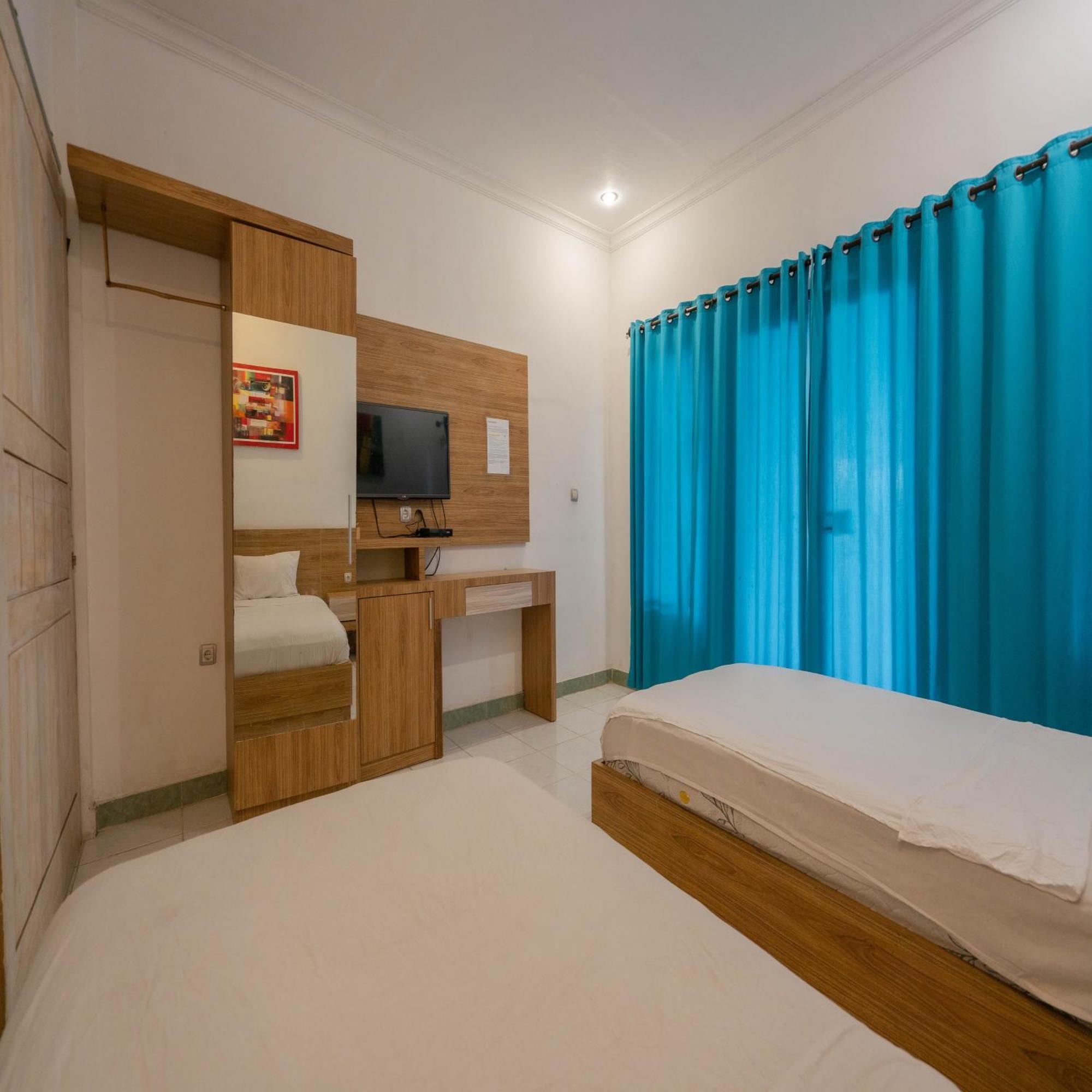 Gili White Bamboo Resort 吉利特拉旺安 外观 照片