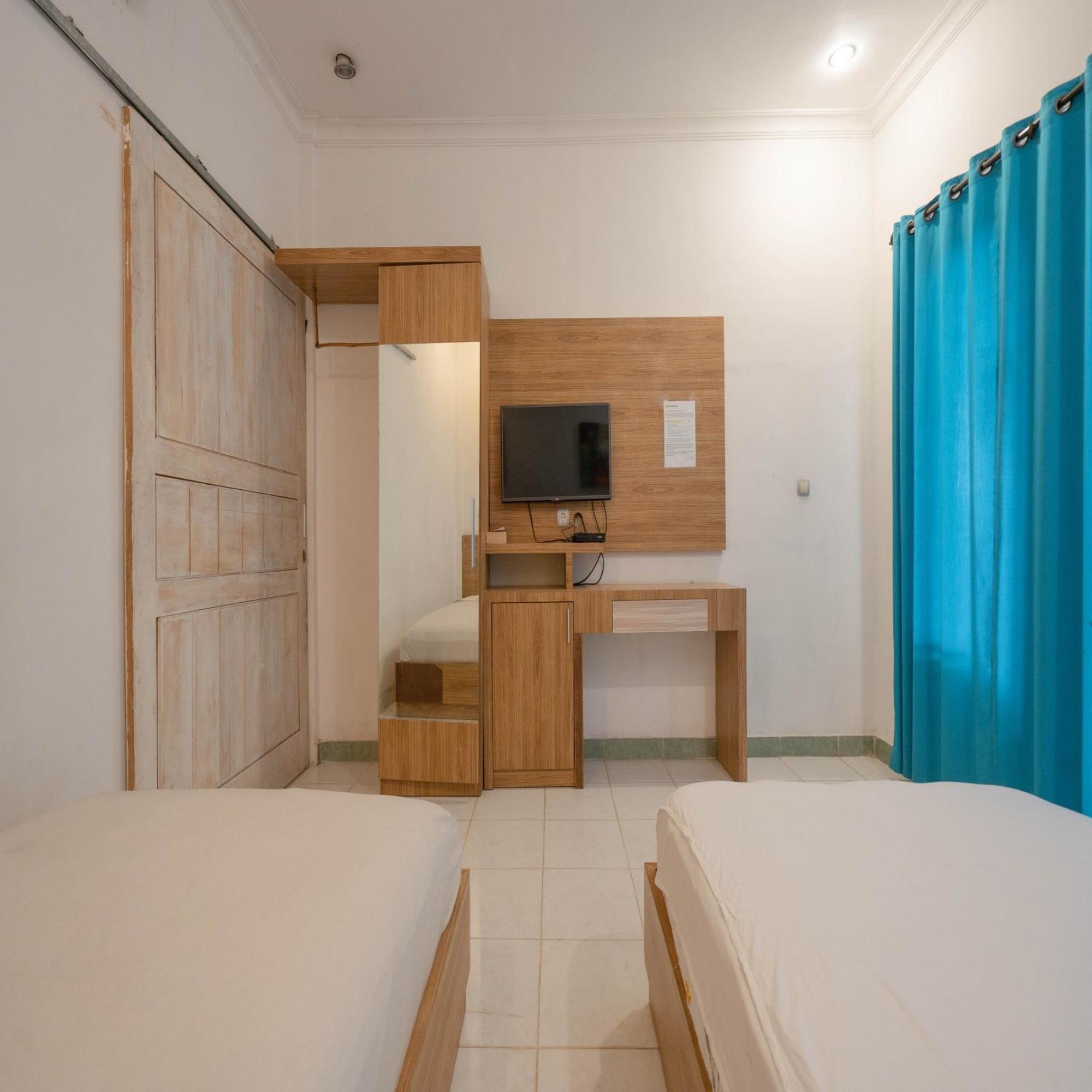 Gili White Bamboo Resort 吉利特拉旺安 外观 照片
